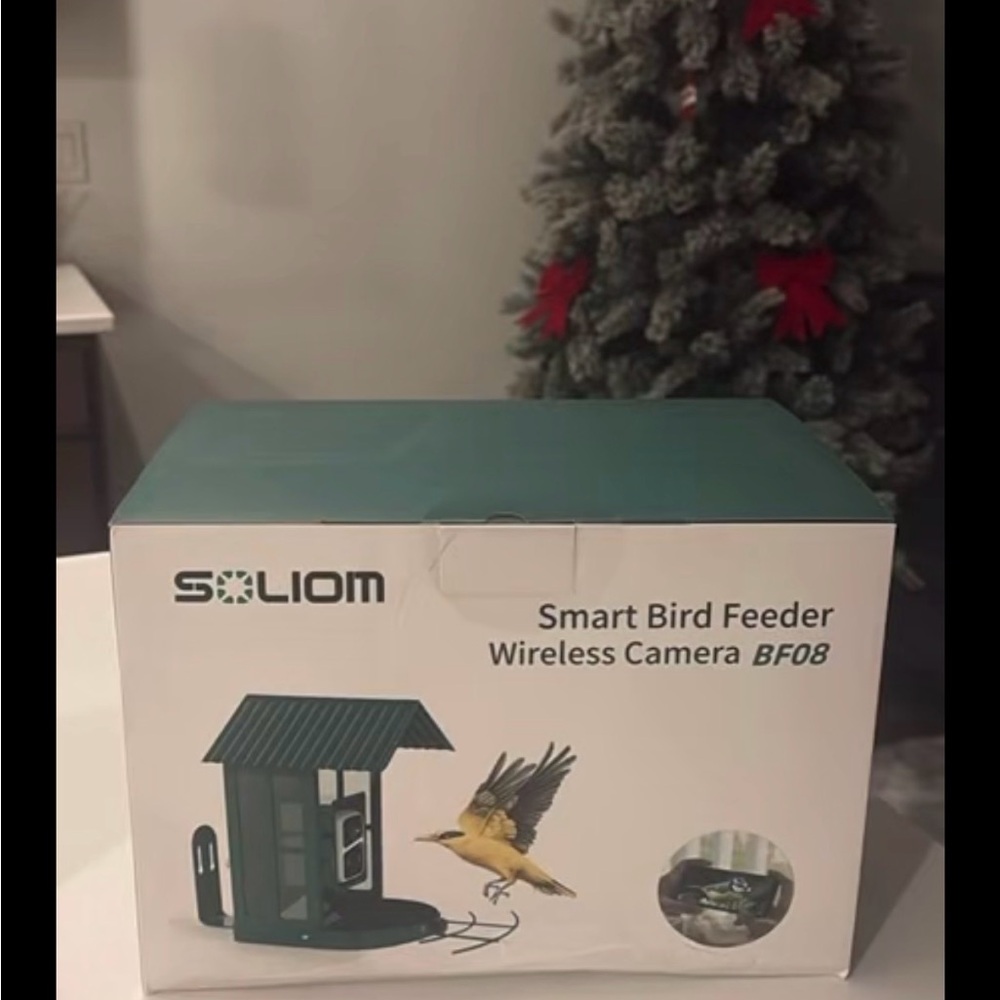Green or Blue Smart Bird Feeder with Wireless Camera